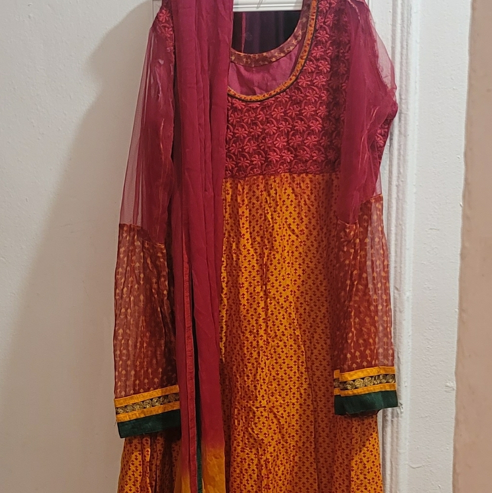 Gorgeous long dress